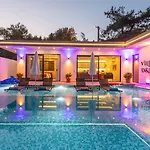 Islamlar Village 2 Bedroom * Καλκάν