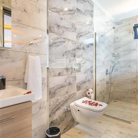 Islamlar Village 2 Bedroom קלקן